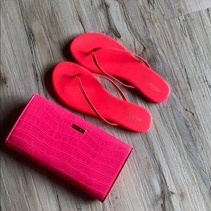 Aldo Sandals and Clutch with removable strap